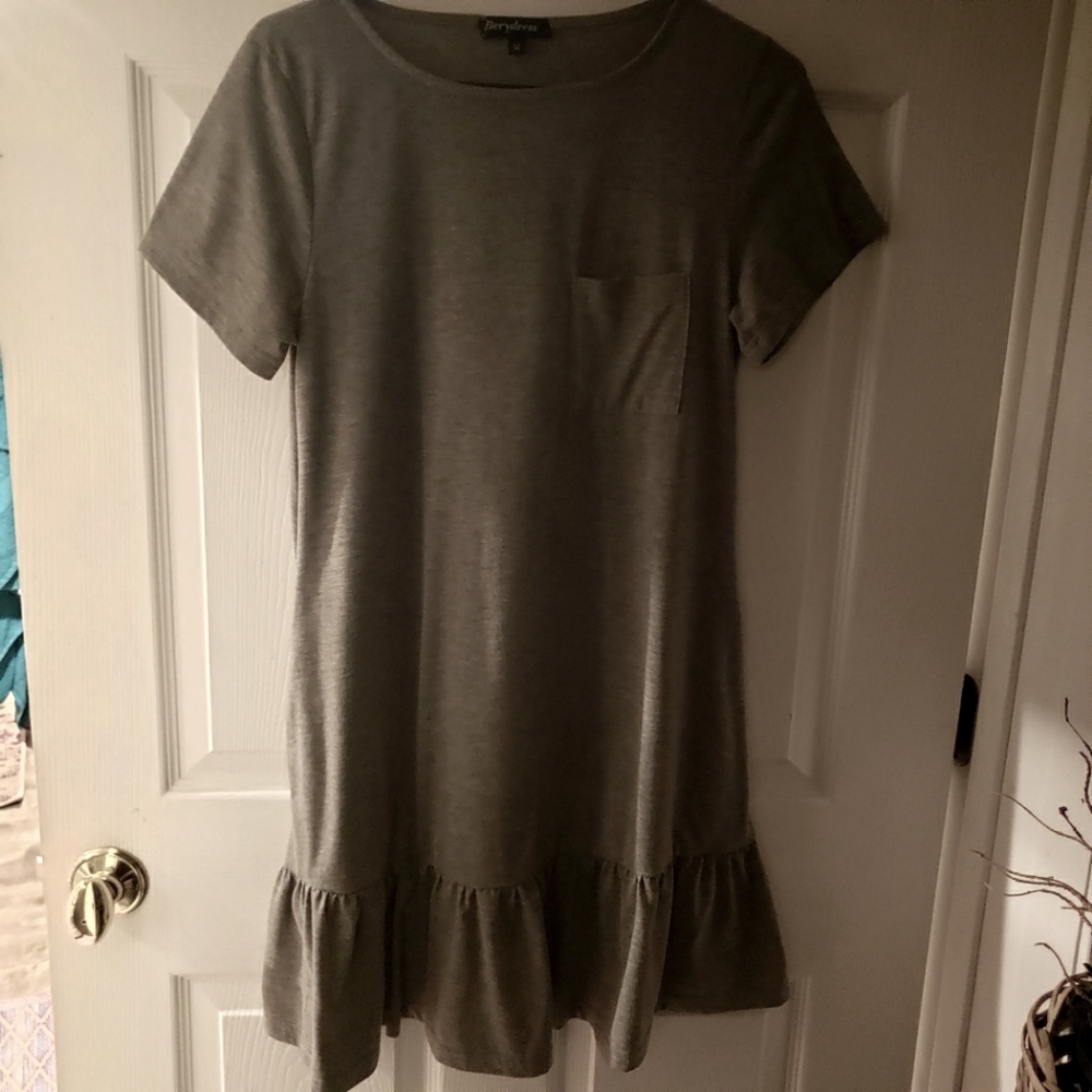 Gray Free Flowing Short Dress